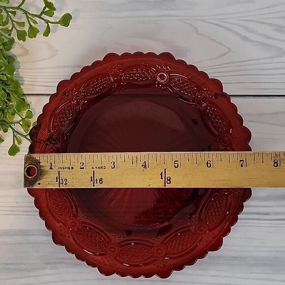 Avon Vintage Cape Cod Collection Ruby Red Glass Plate 7" round - Picture 6 of 7